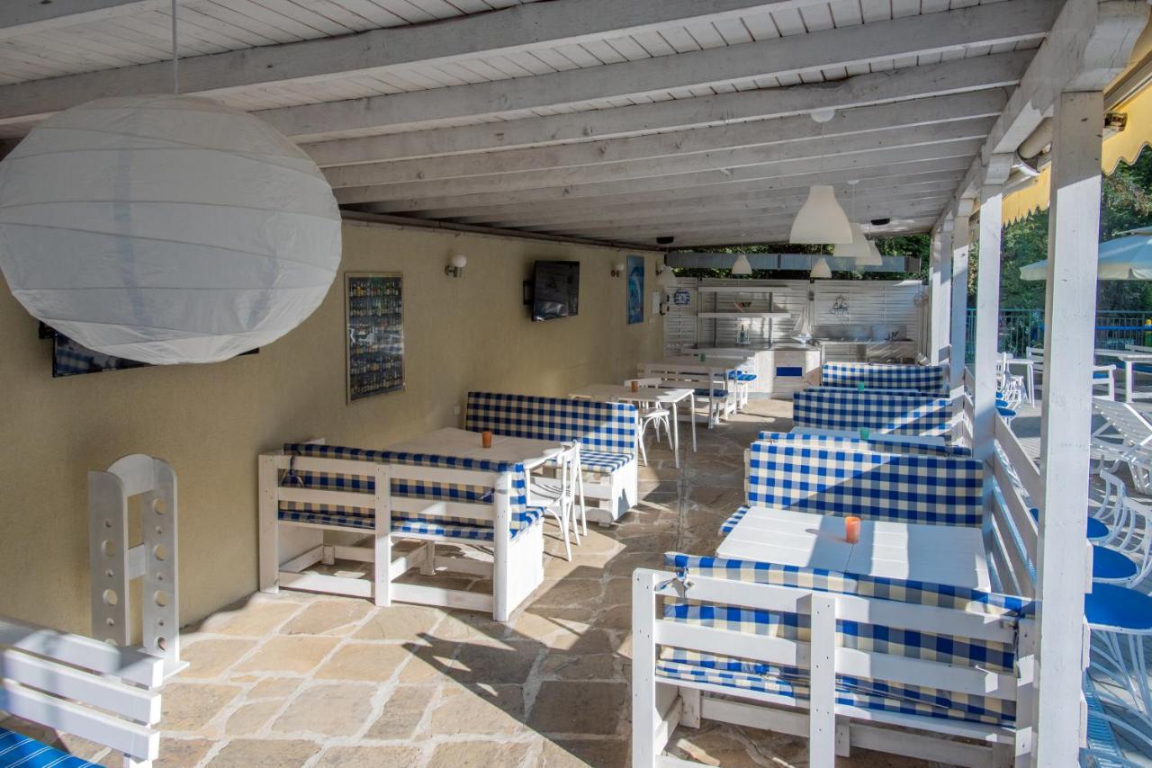 Ariana Hotel Kiten  Exterior foto